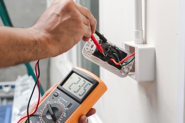 Commercial Electrician in Middlesex County